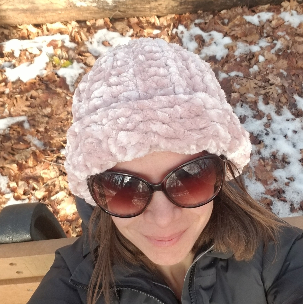Crocheted hat - Picture 2 of 4